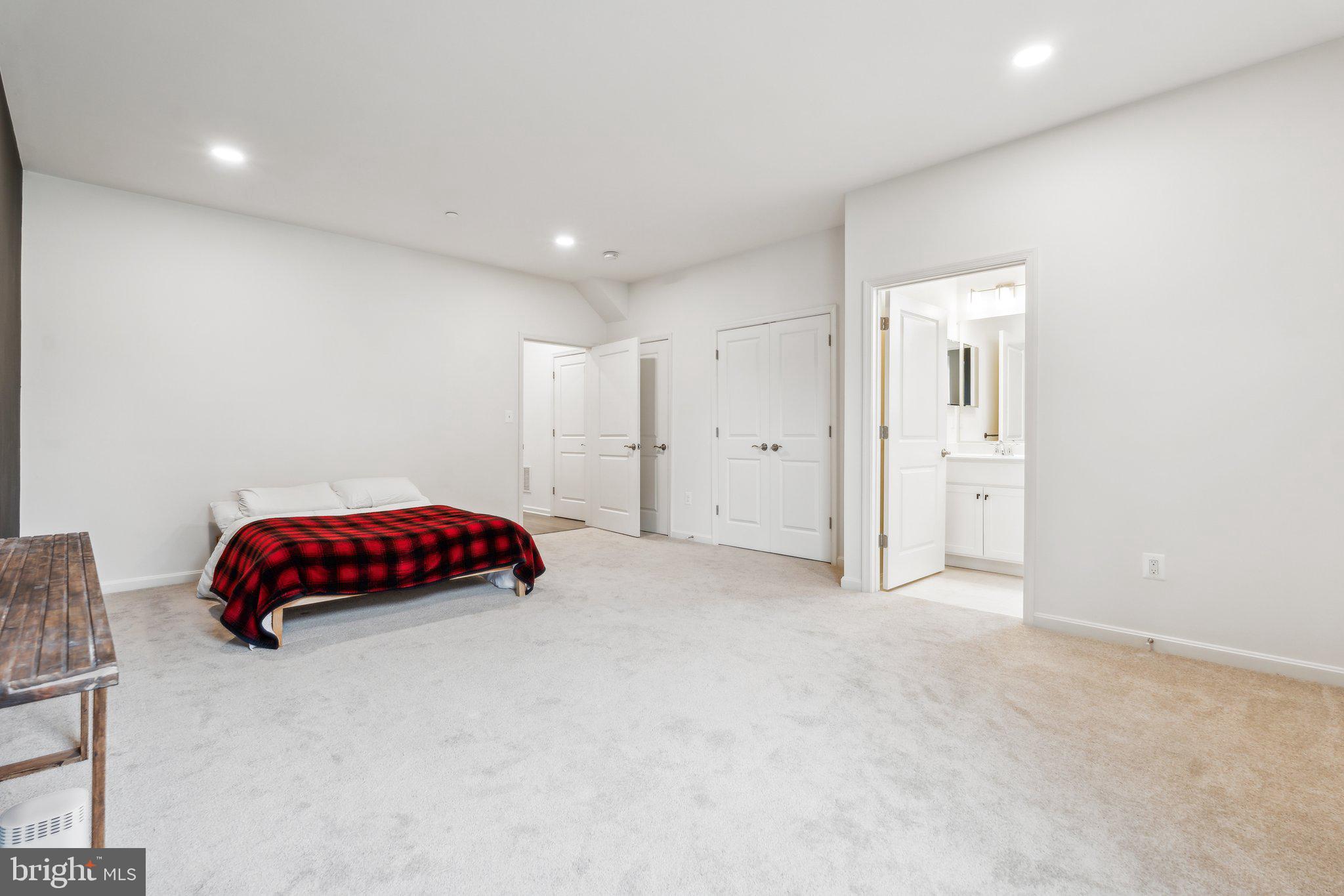 1536 Hudson View Road Essex, MD 21221 - Photo 28 of 34 Lower Level Bedroom