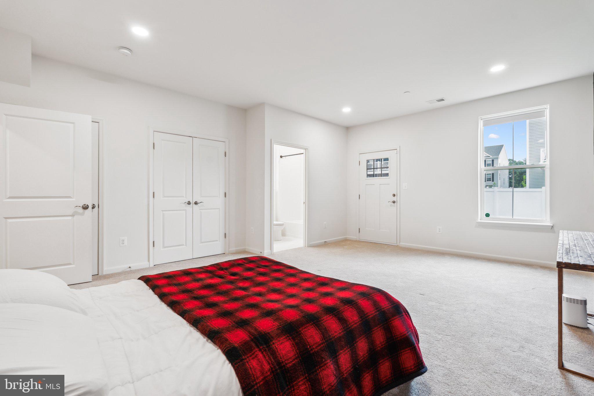1536 Hudson View Road Essex, MD 21221 - Photo 29 of 34 Lower Level Bedroom