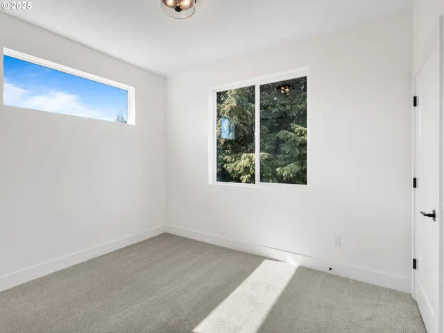 $399,900 | 1664 Southeast Umatilla Street, Unit 5, Portland, OR 97202