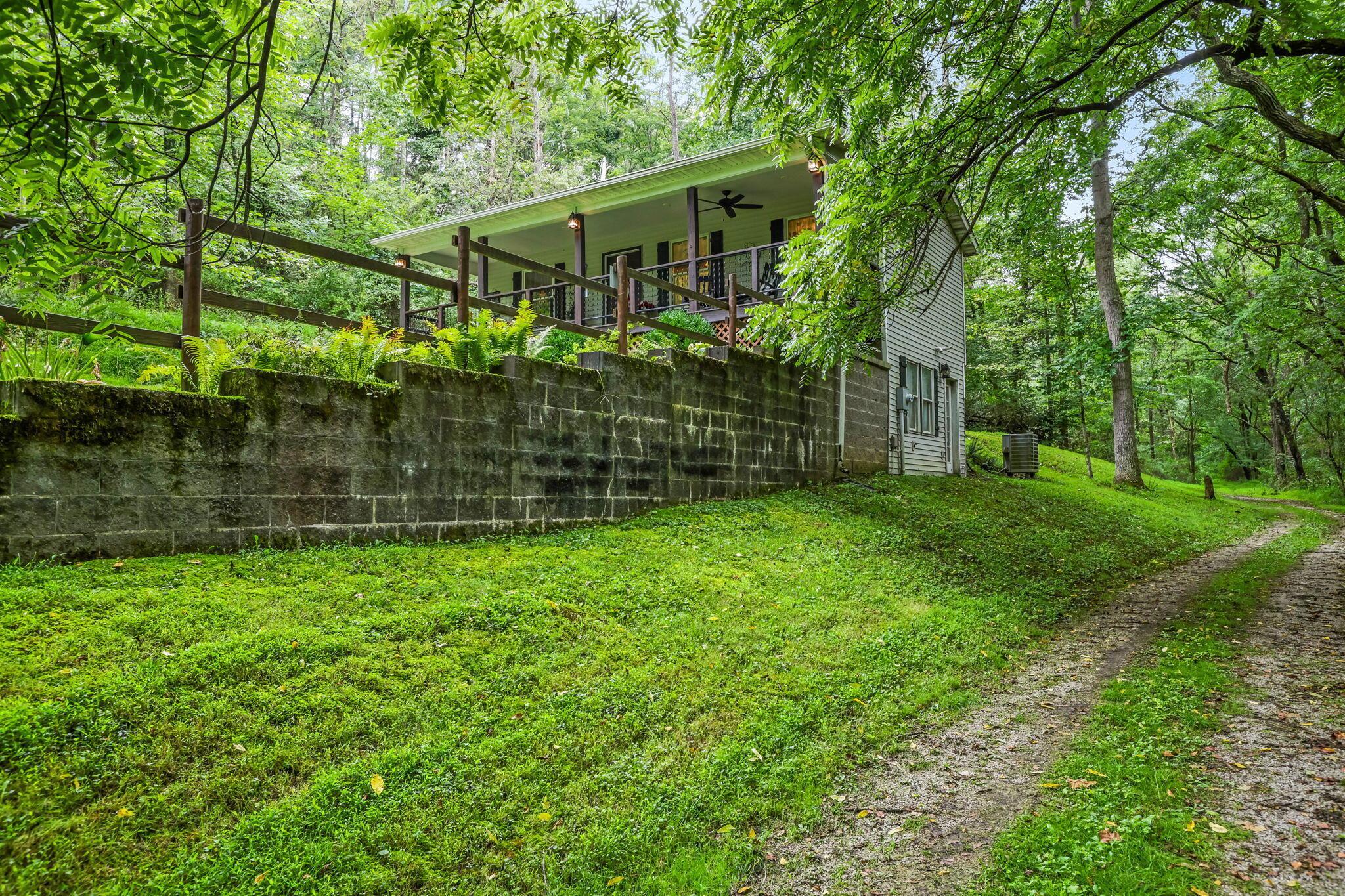 14933 Rhoads Road Logan, OH 43138 - Photo 44 of 87 6-web-or-mls-939A6158