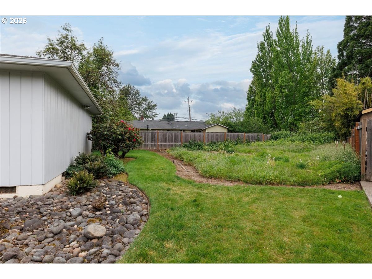5395 Southwest 184th Avenue Beaverton, OR 97078 - Photo 28 of 40