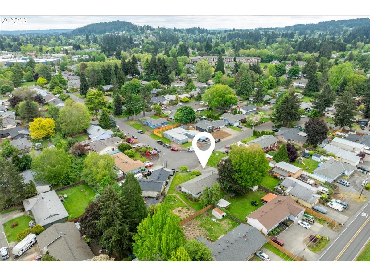5395 Southwest 184th Avenue Beaverton, OR 97078 - Photo 37 of 40