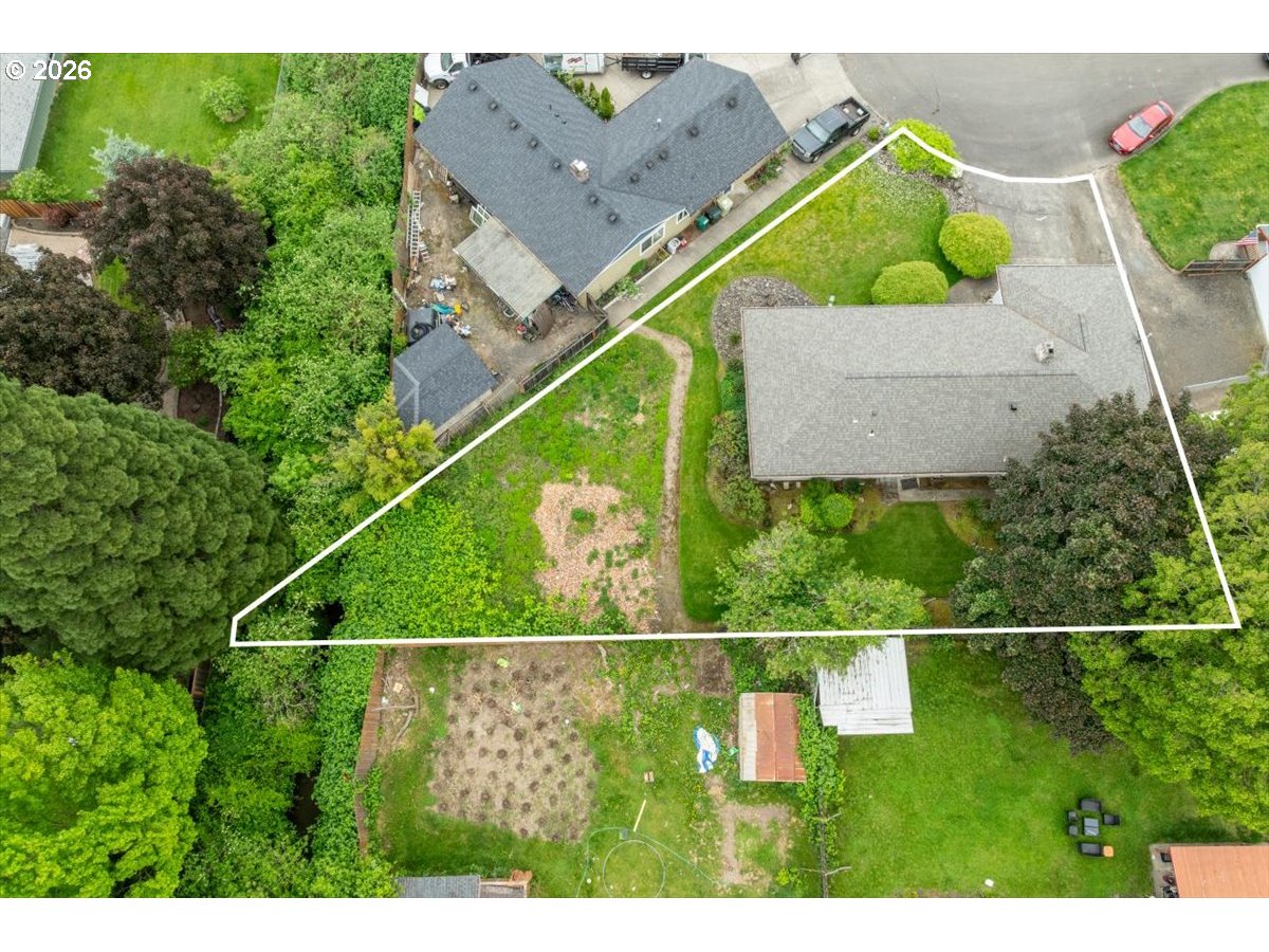 5395 Southwest 184th Avenue Beaverton, OR 97078 - Photo 38 of 40