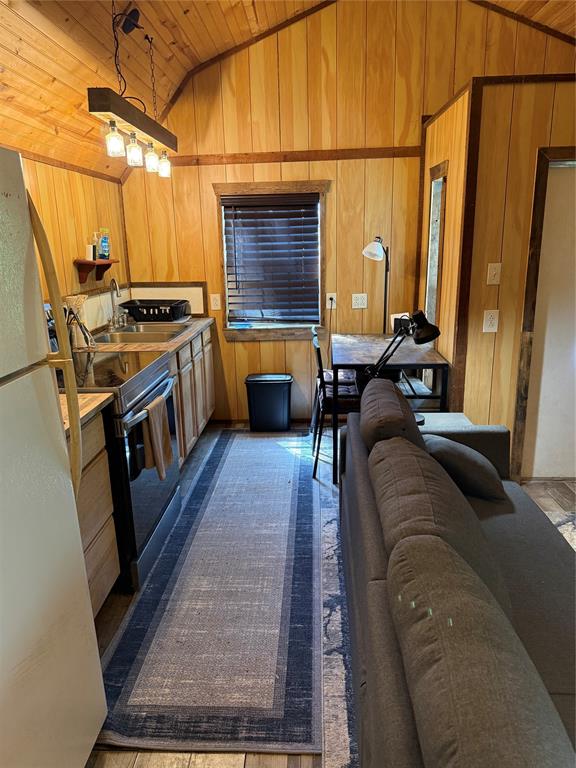11756 Catfish Road Vivian, LA 71082 - Photo 10 of 17