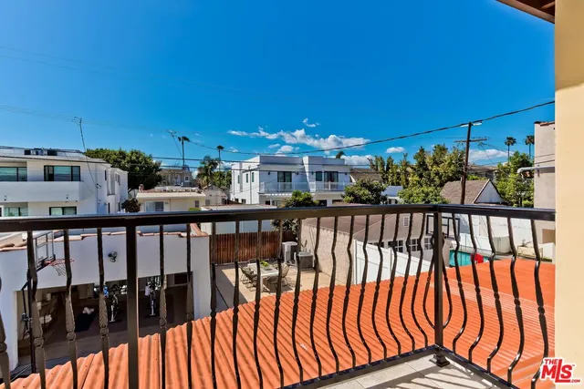 $14,500 | 1471 South Crest Drive, Los Angeles, CA 90035