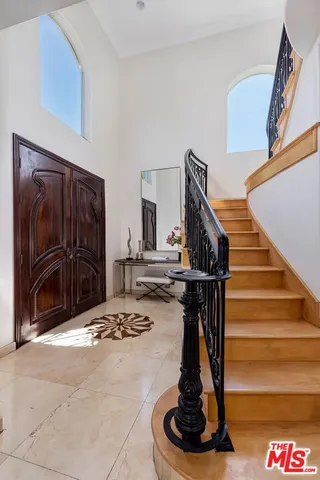 $14,500 | 1471 South Crest Drive, Los Angeles, CA 90035