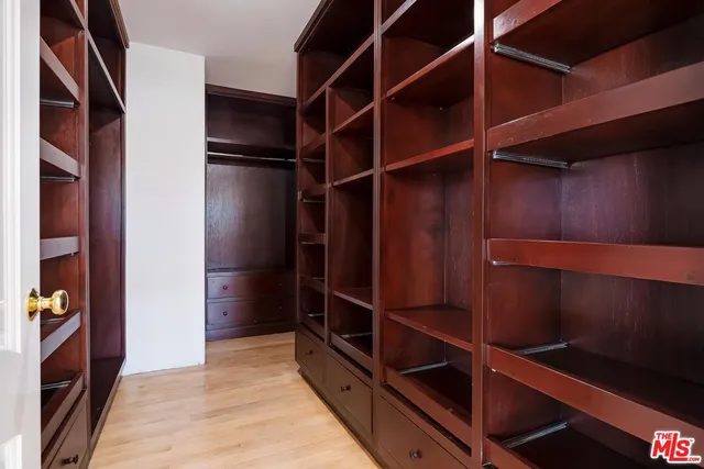 $14,500 | 1471 South Crest Drive, Los Angeles, CA 90035