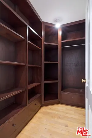 $14,500 | 1471 South Crest Drive, Los Angeles, CA 90035