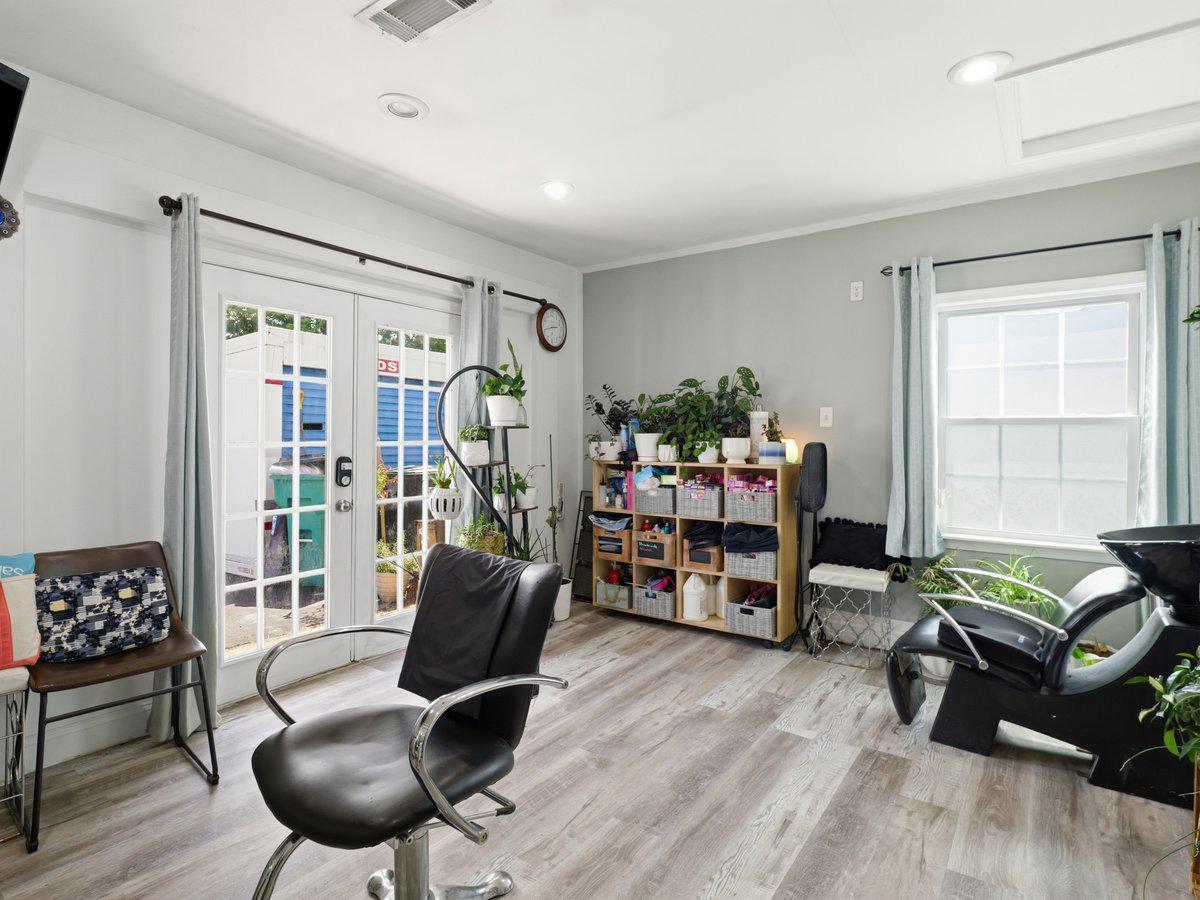 16808 Tammany Manor Road Williamsport, MD 21795 - Photo 30 of 41 Bright and inviting versatile space.