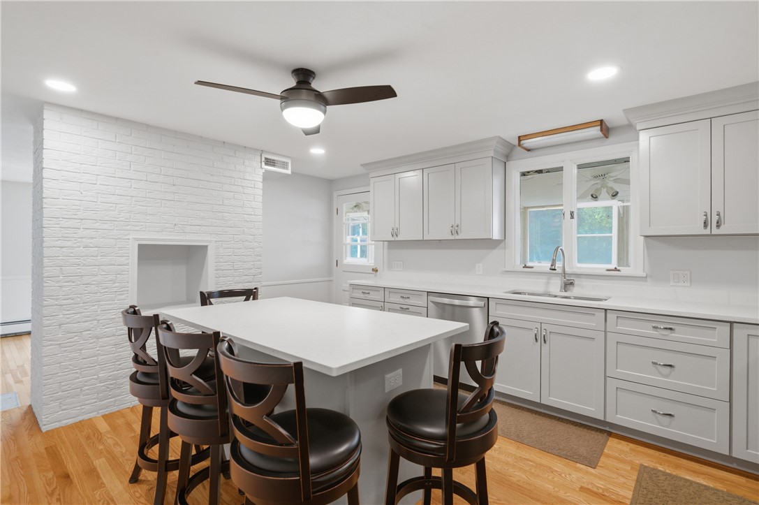 16 Old Simmonsville Road Johnston, RI 02919 - Photo 12 of 37 Eat in kitchen all appliances stay