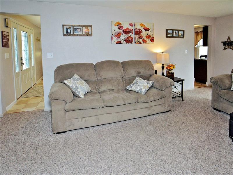 2018 Old Ramsey Road Monroeville, PA 15146 - Photo 7 of 25 Gallery Image 7