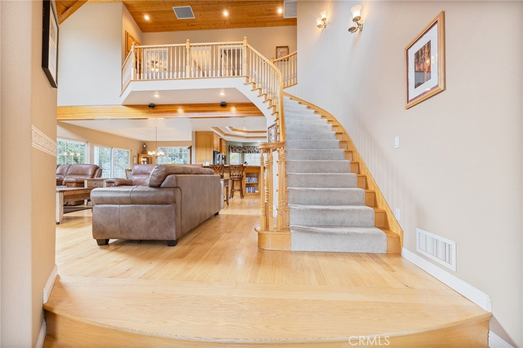 39818 Granite Ridge Lane Bass Lake, CA 93604 - Photo 14 of 58 stairs to upper level