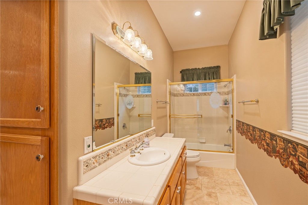 39818 Granite Ridge Lane Bass Lake, CA 93604 - Photo 16 of 58 main level bathroom