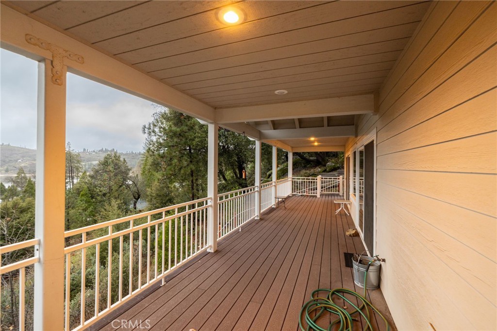 39818 Granite Ridge Lane Bass Lake, CA 93604 - Photo 51 of 58 covered deck