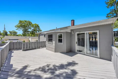 $699,999 | 279 Haven Avenue, Ronkonkoma, NY 11779
