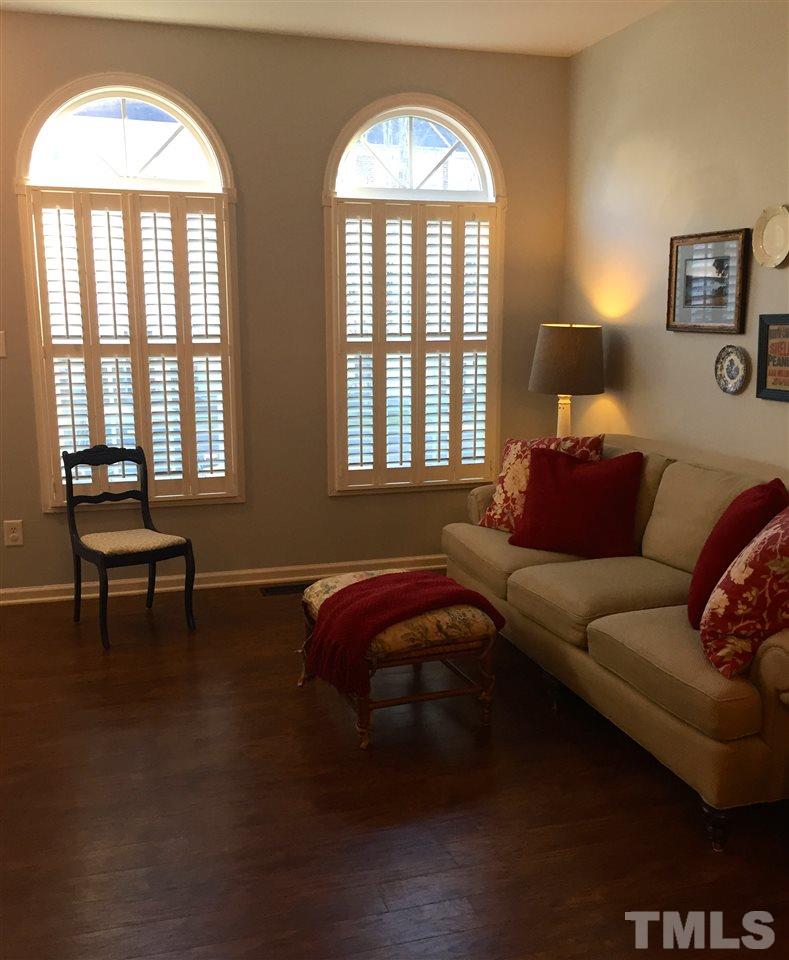 5415 Vista View Court Raleigh, NC 27612 - Photo 3 of 14 Gallery Image 3