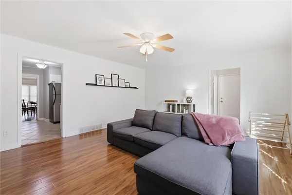 $265,000 | 421 West 88 Street, Kansas City, MO 64114