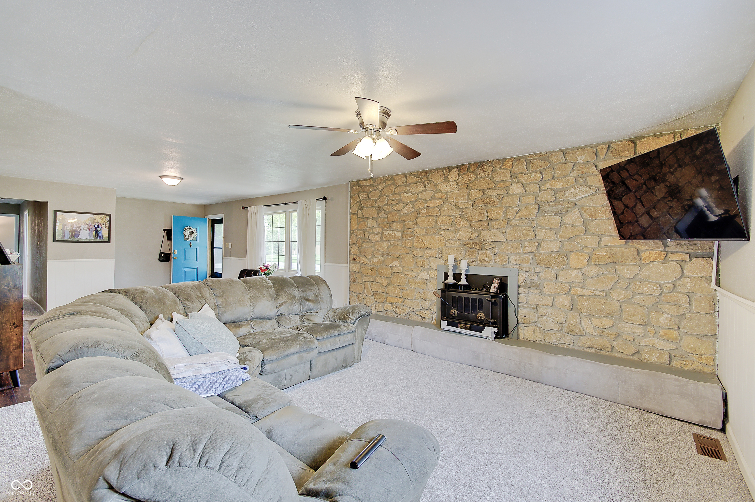 340 Averitt Road Greenwood, IN 46142 - Photo 13 of 40