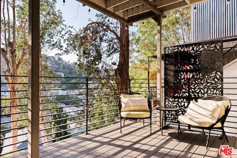 $1,385,000 | 2855 Effie Street, Los Angeles, CA 90026