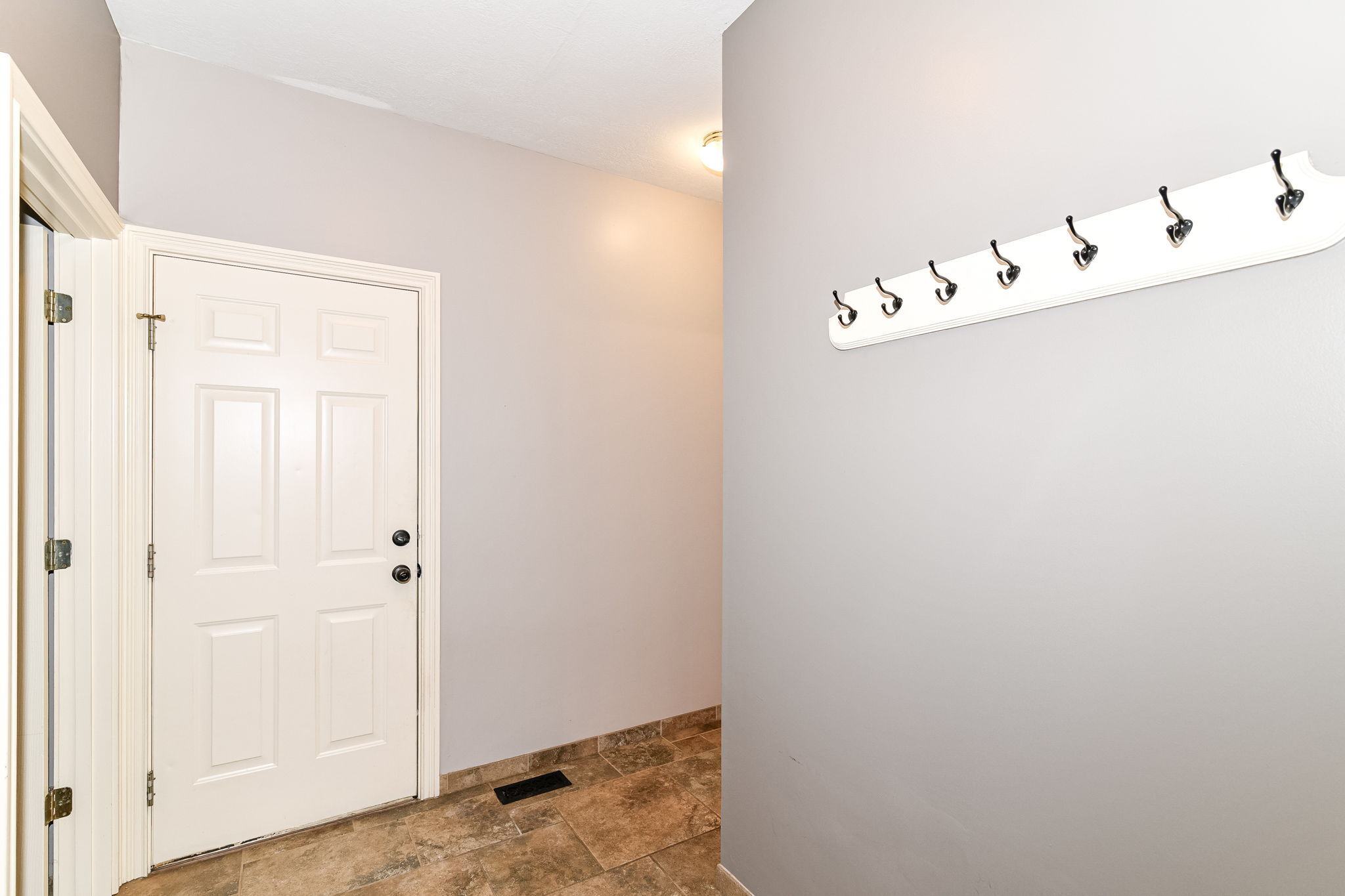 2091 Ridgemere Way Greenwood, IN 46143 - Photo 23 of 51 Gallery Image 23