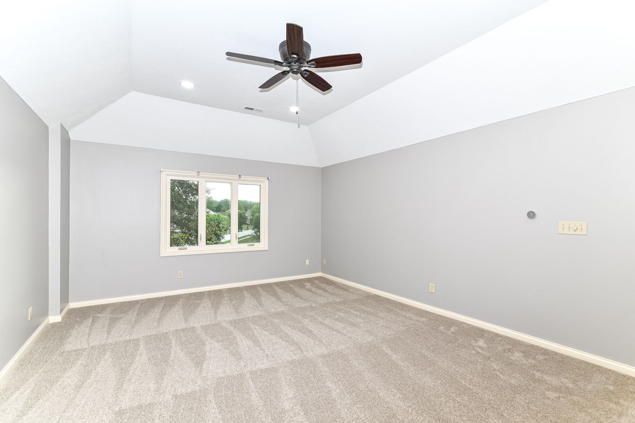 2091 Ridgemere Way Greenwood, IN 46143 - Photo 30 of 51 Gallery Image 30