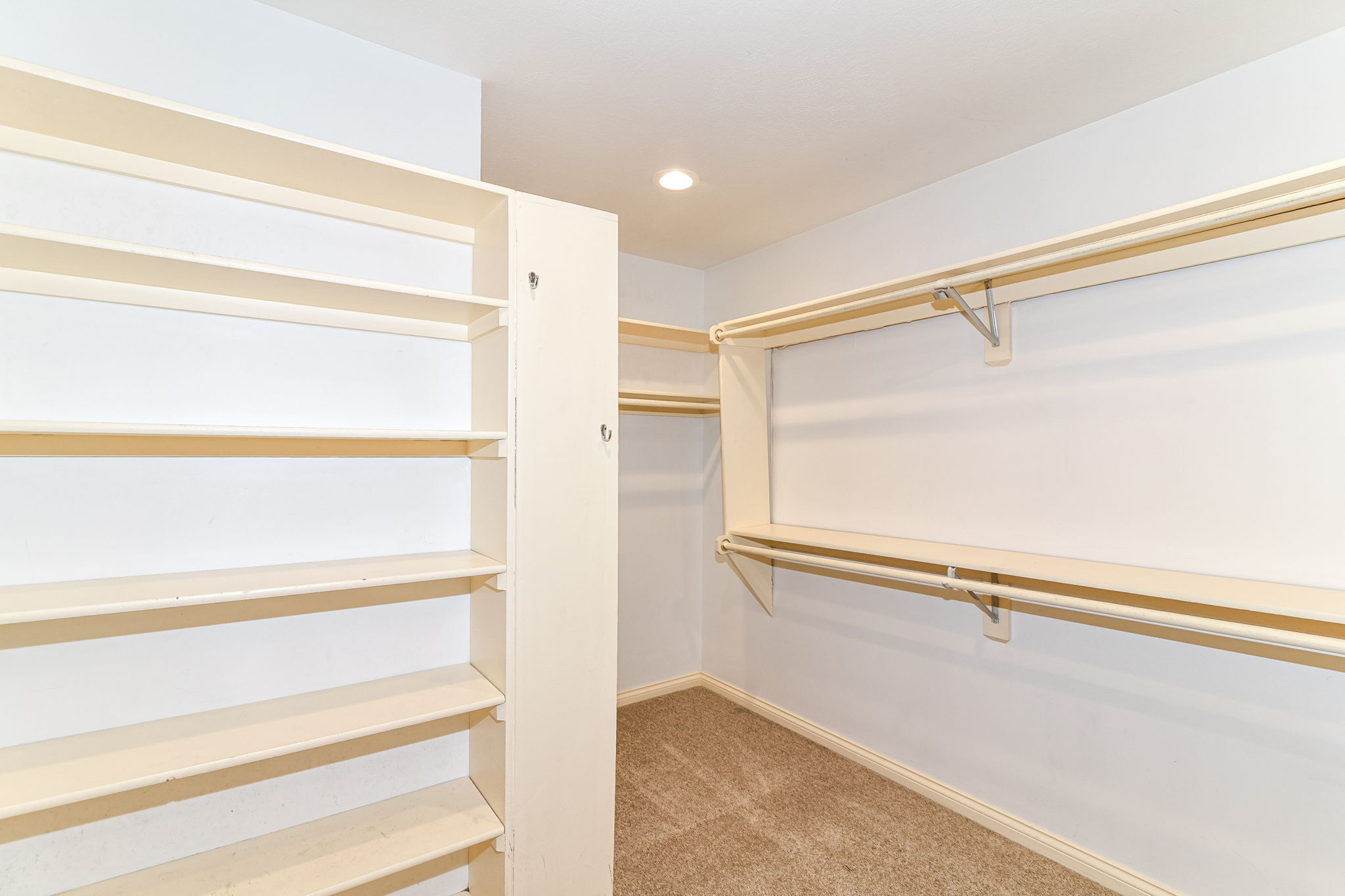 2091 Ridgemere Way Greenwood, IN 46143 - Photo 33 of 51 Gallery Image 33