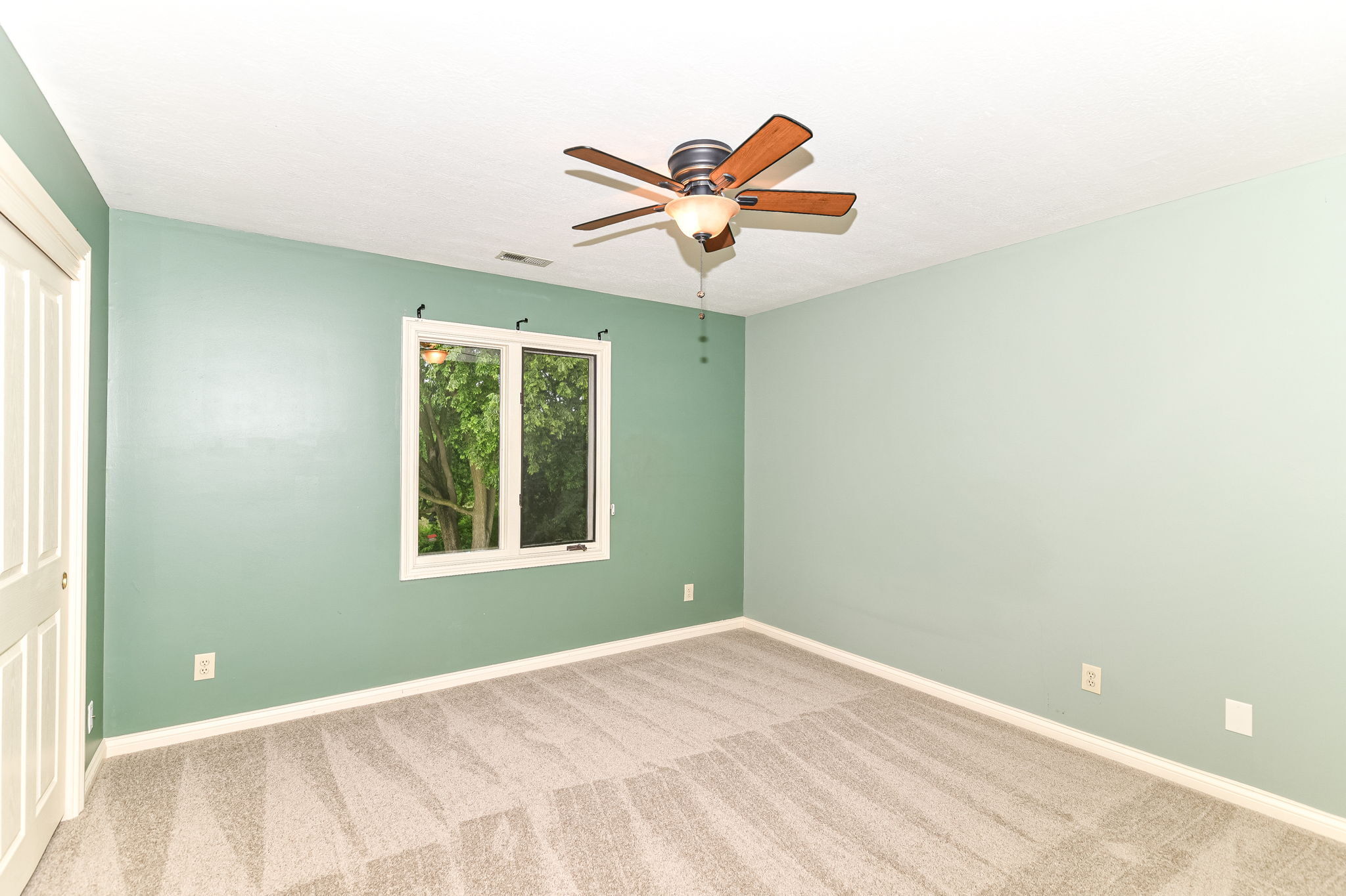 2091 Ridgemere Way Greenwood, IN 46143 - Photo 35 of 51 Gallery Image 35