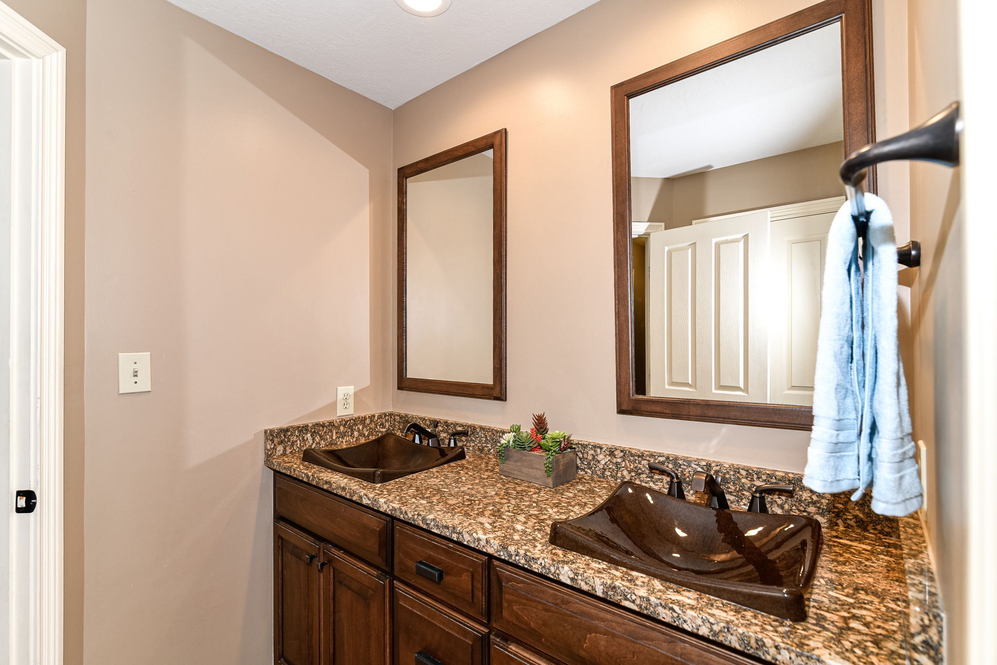 2091 Ridgemere Way Greenwood, IN 46143 - Photo 46 of 51 Gallery Image 46