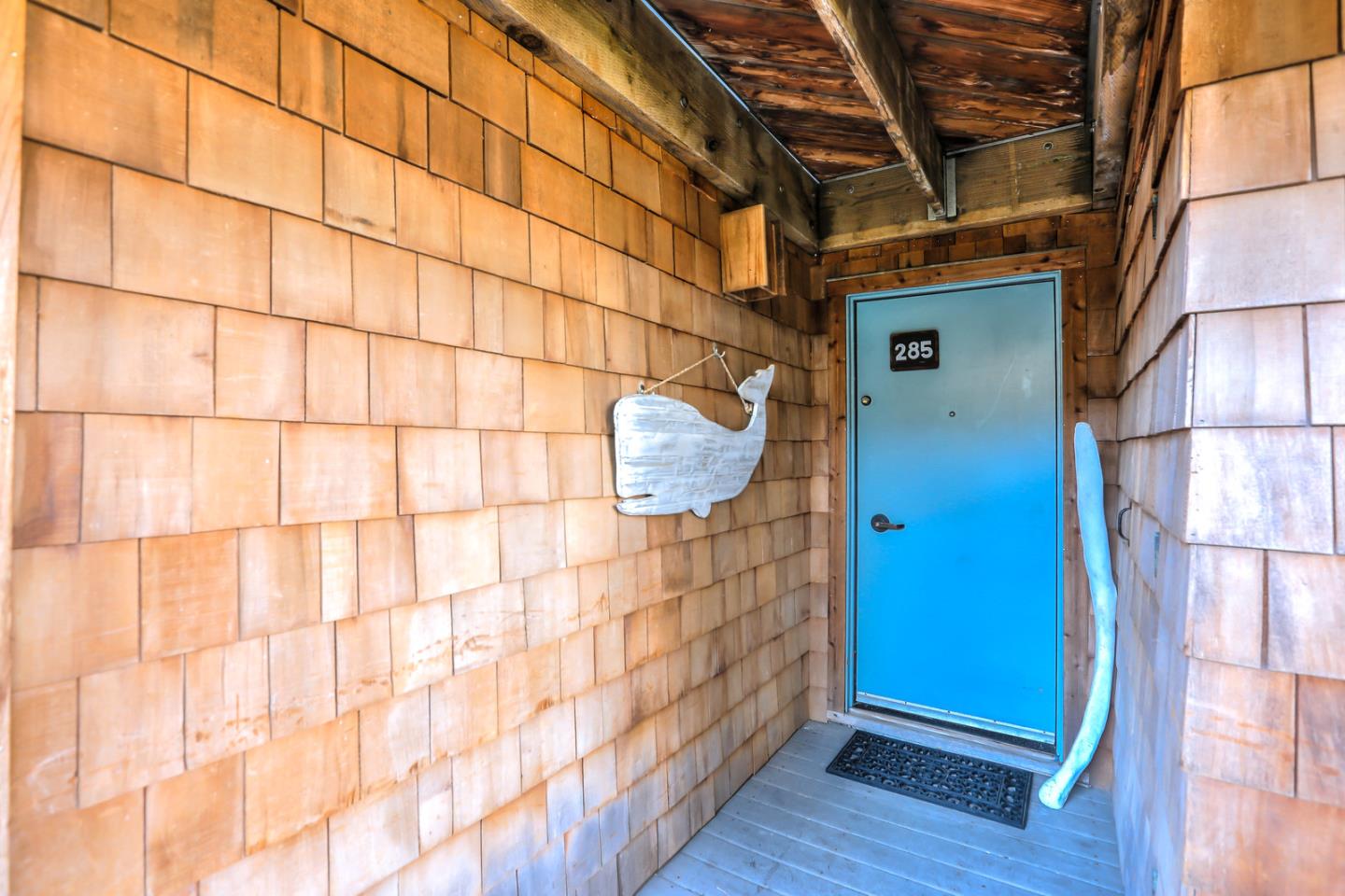 101 Shell Road, Unit 285 Watsonville, CA 95076 - Photo 16 of 27 a bathroom with a shower