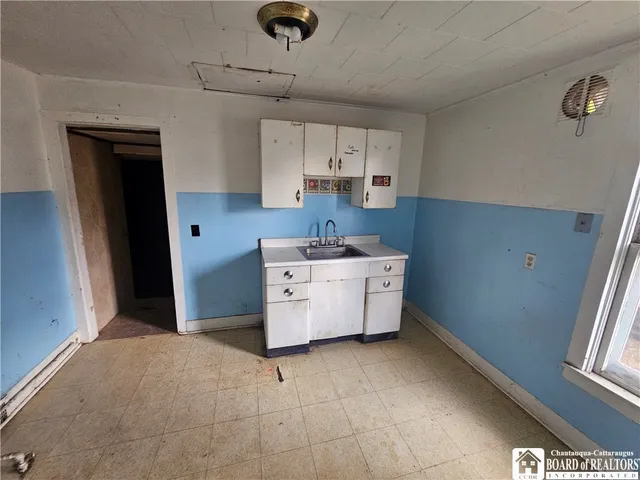 $59,900 | 326 Laurel Avenue, Olean, NY 14760