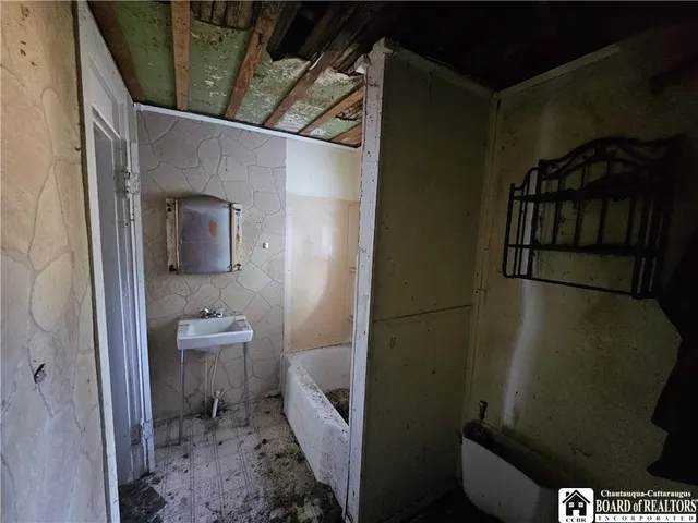 $59,900 | 326 Laurel Avenue, Olean, NY 14760