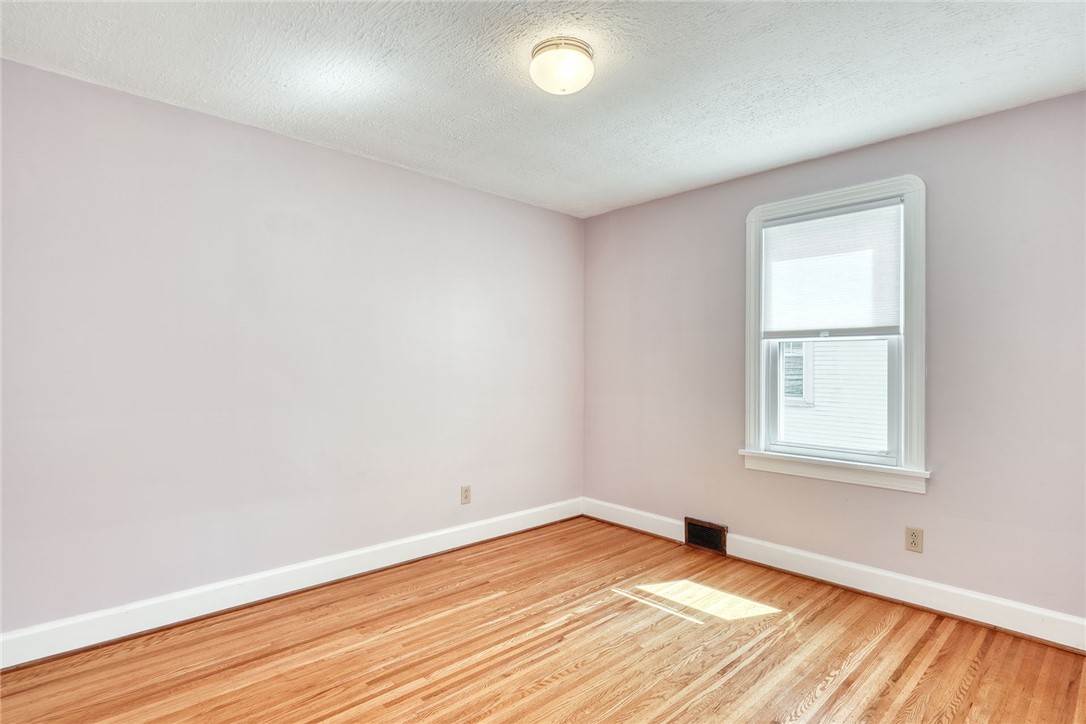 136 Hoover Road Irondequoit, NY 14617 - Photo 36 of 50