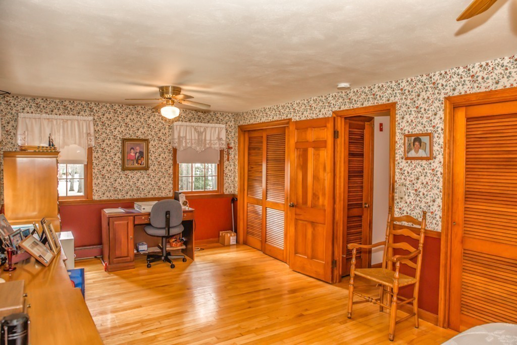 76 Ridgecrest Circle Westfield, MA 01085 - Photo 13 of 25 Gallery Image 13