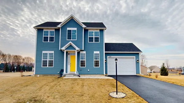 $440,000 | 219 Deer Run Trail, Poplar Grove, IL 61065