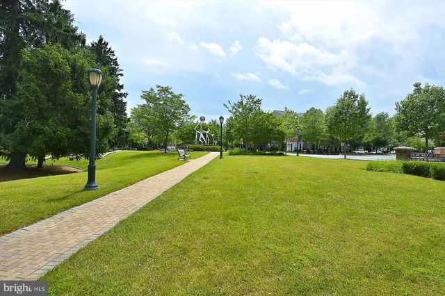 $449,900 | 333 Prettyman Drive, Unit 29, Rockville, MD 20850