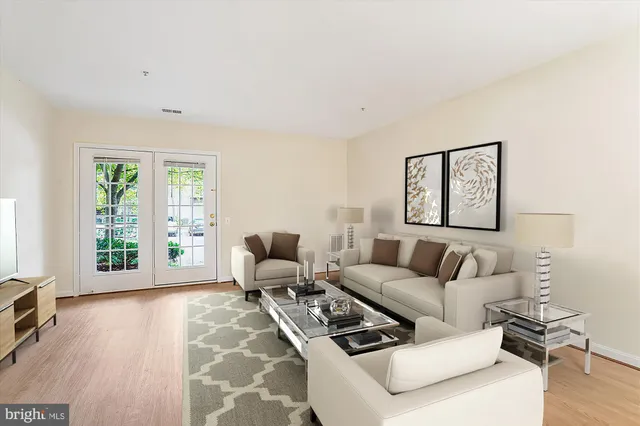 $449,900 | 333 Prettyman Drive, Unit 29, Rockville, MD 20850