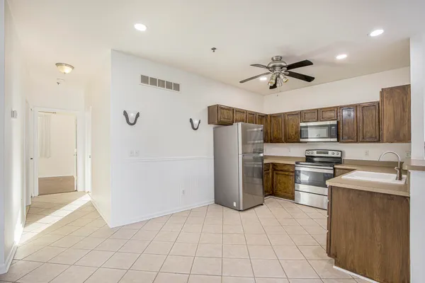$215,000 | 43014 Strand Drive, Sterling Heights, MI 48313