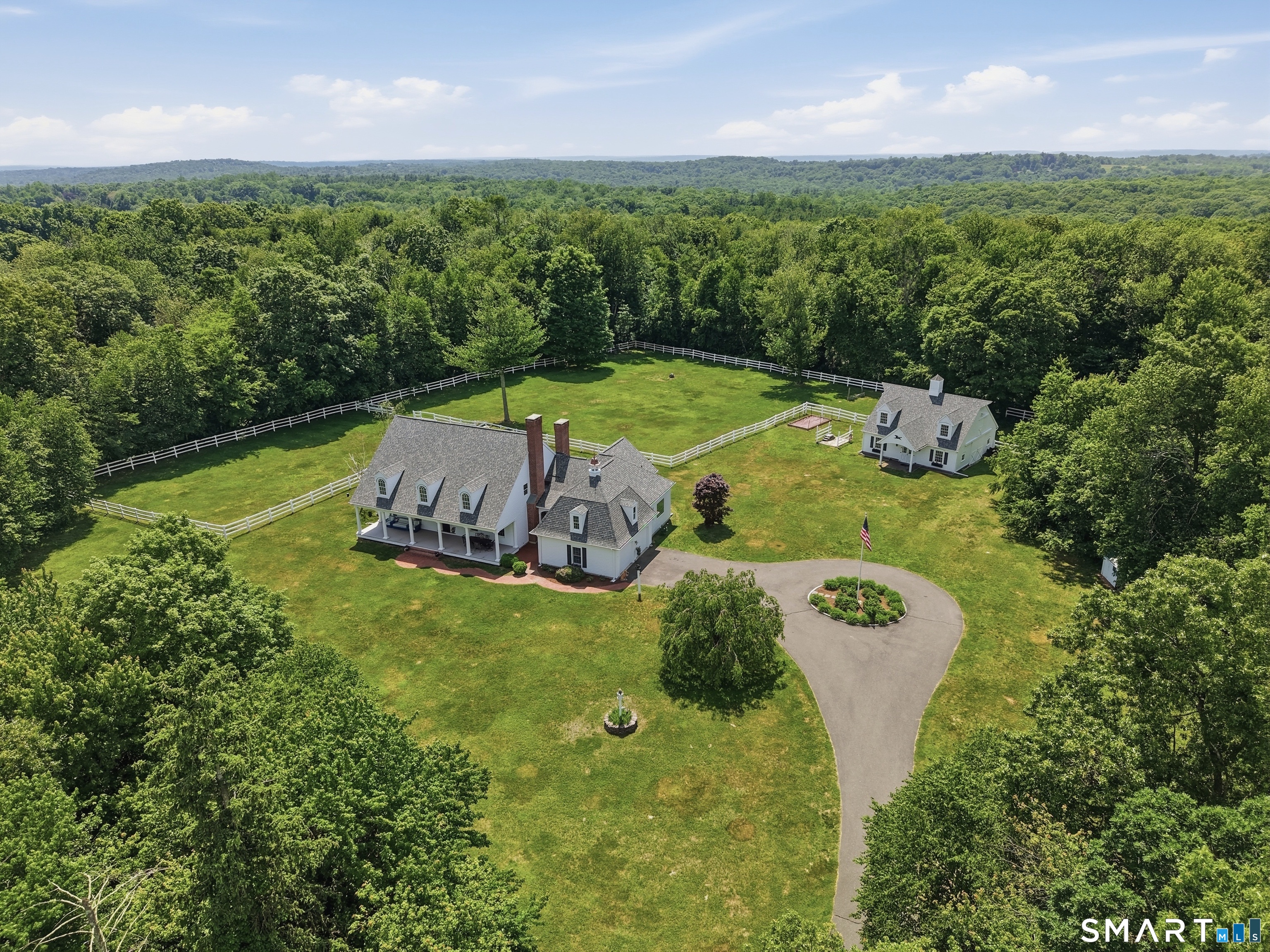 395 Sperry Road Bethany, CT 06524 - Photo 2 of 40