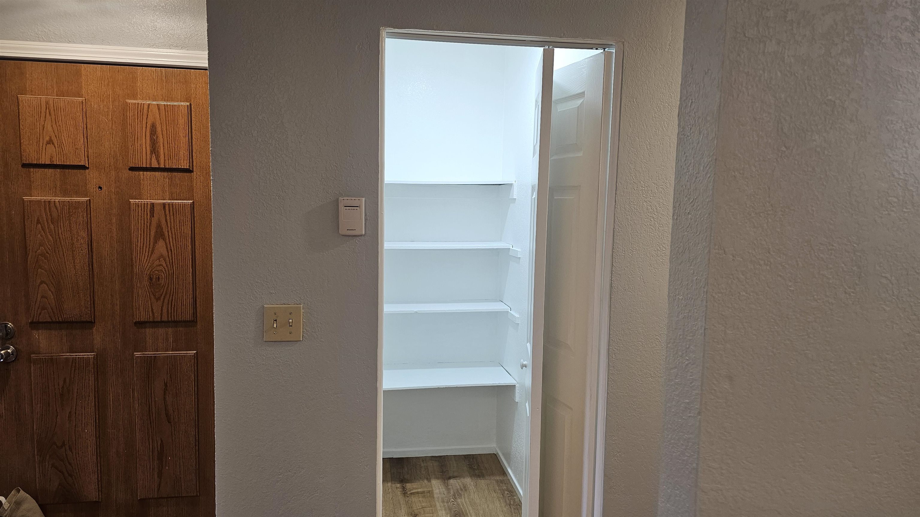 4081 Clayton Road, Unit 122 Concord, CA 94521 - Photo 25 of 29 a view of walk in closet