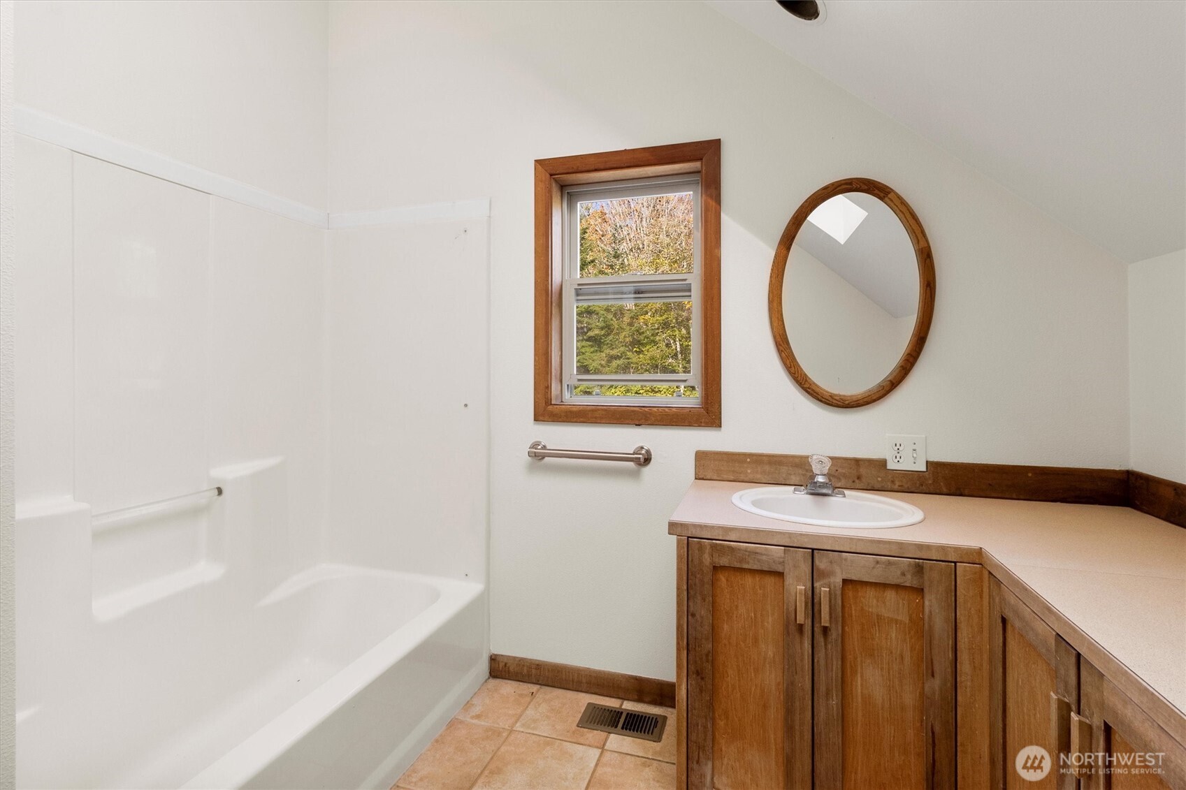 2519 Lummi Shore Road Bellingham, WA 98226 - Photo 14 of 40 Gallery Image 14