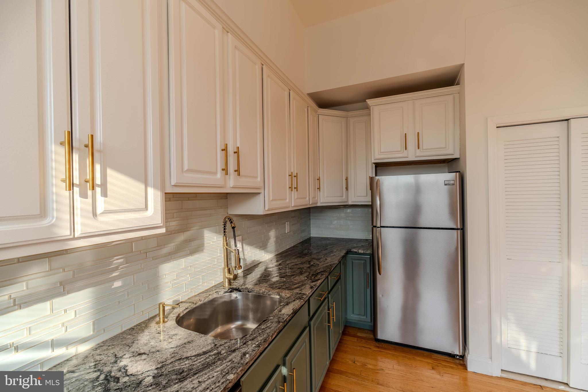 1629 L Street Northeast, Unit 305 Washington, DC 20002 - Photo 4 of 27