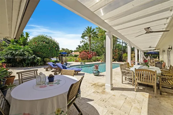 $3,200,000 | 10740 Southwest 74th Court, Pinecrest, FL 33156
