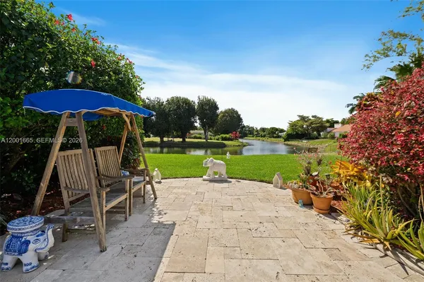 $3,200,000 | 10740 Southwest 74th Court, Pinecrest, FL 33156