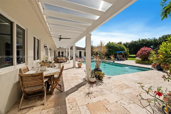 $3,200,000 | 10740 Southwest 74th Court, Pinecrest, FL 33156