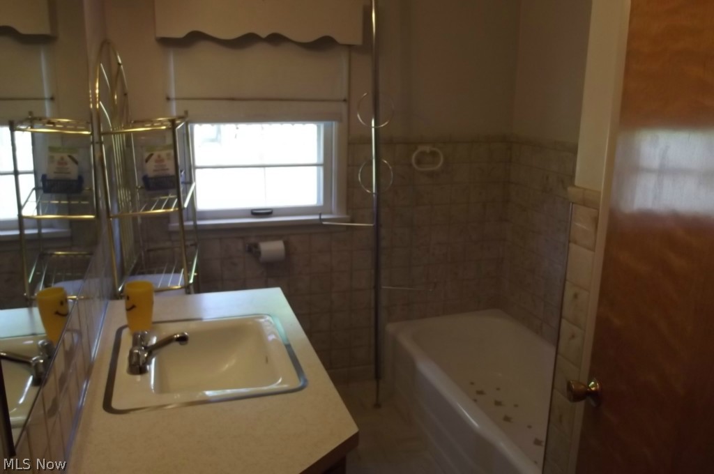 12551 Bandy Road Alliance, OH 44601 - Photo 6 of 13 Gallery Image 6