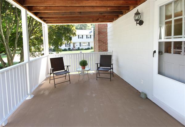 74 Plymouth Road Wakefield, MA 01880 - Photo 26 of 27 Gallery Image 26