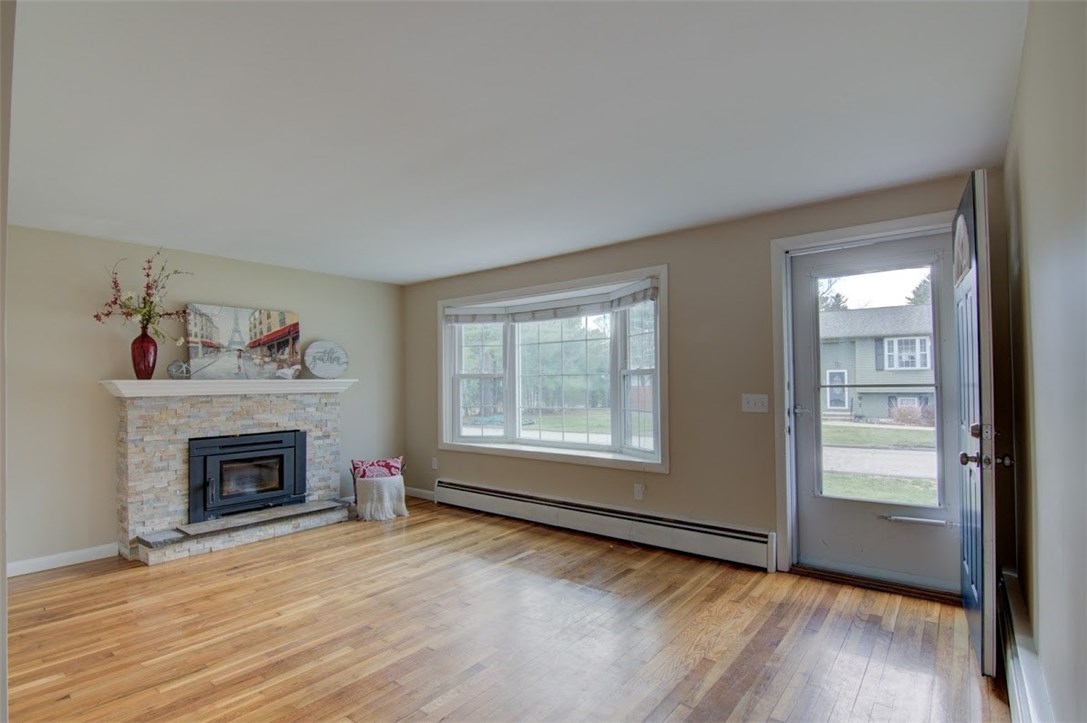 15 Alexandre Road Coventry, RI 02816 - Photo 9 of 27 Gallery Image 9