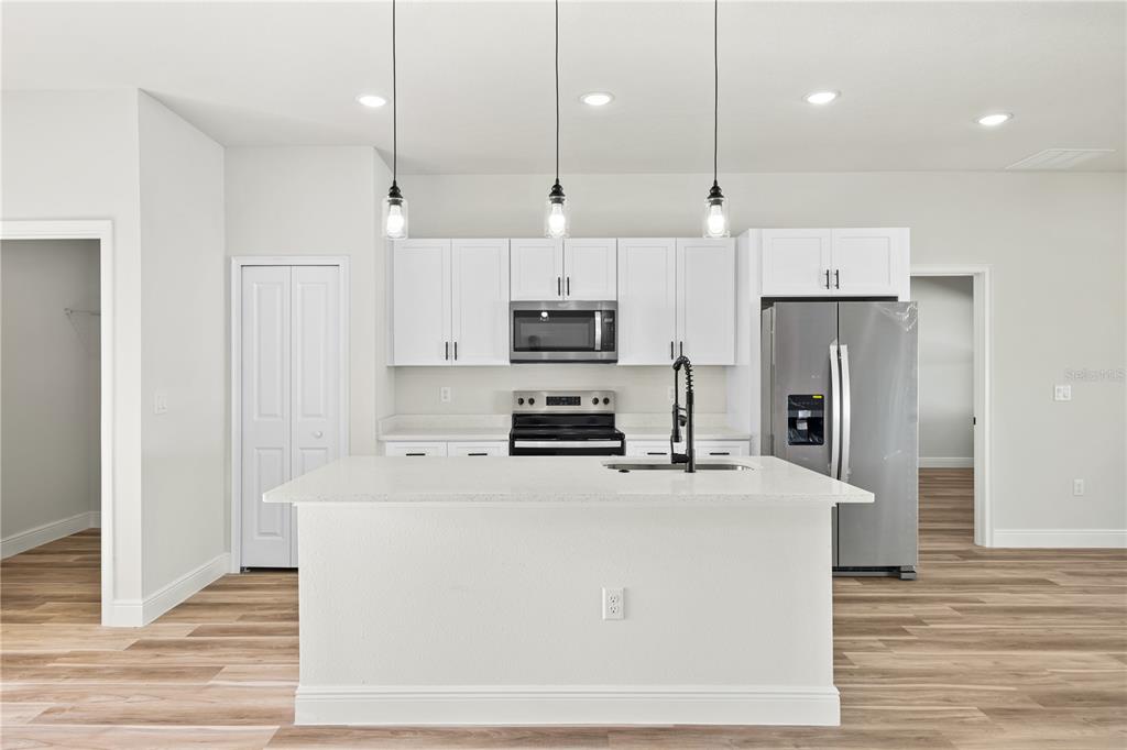 3967 Southwest 169th Ln Road Ocala, FL 34473 - Photo 9 of 62 Gallery Image 9