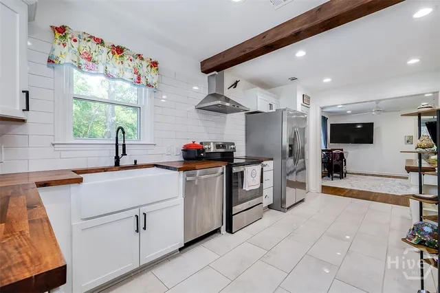 $324,900 | 2338 Lorraine Drive, Savannah, GA 31404