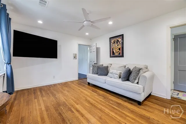 $324,900 | 2338 Lorraine Drive, Savannah, GA 31404